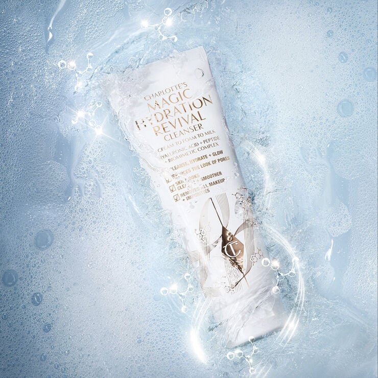 Charlotte Tilbury Magic Revival Cleanser - Renseprodukt til ansigtet