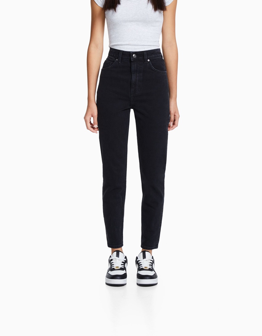 calças jeans confortáveis de mãe
