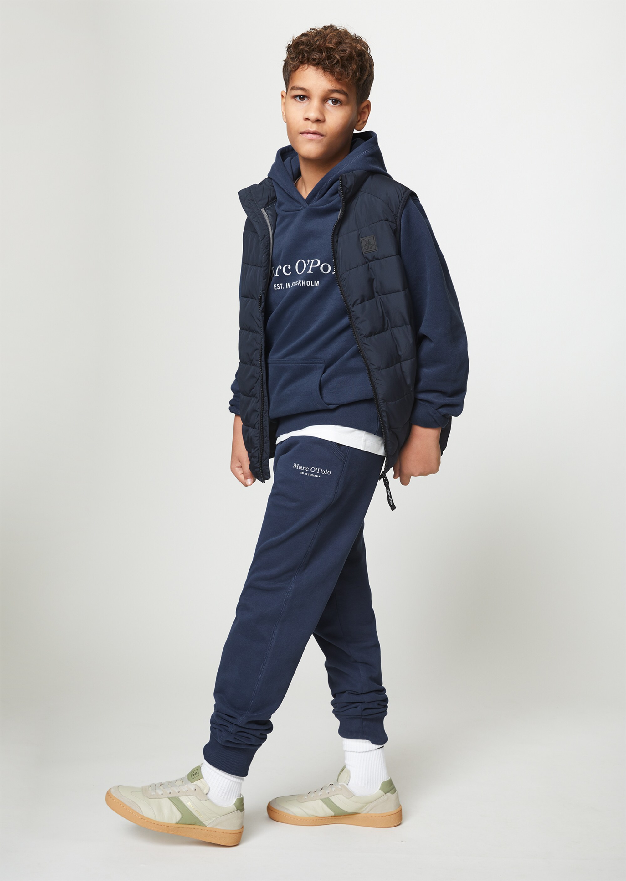 TEENS-UNISEX Steppweste mit Wattierung von Unifi REPREVE®