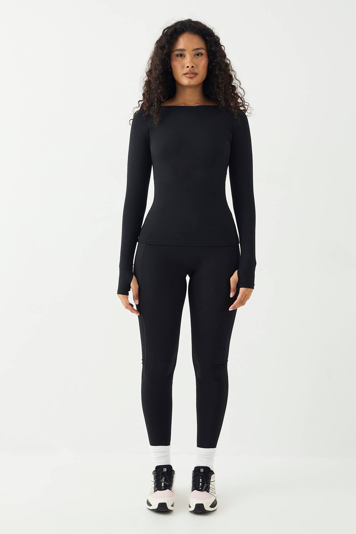 DSGN Studio Sport Haut Ajusté Sans Coutures Ultra Contour à Manches Longues