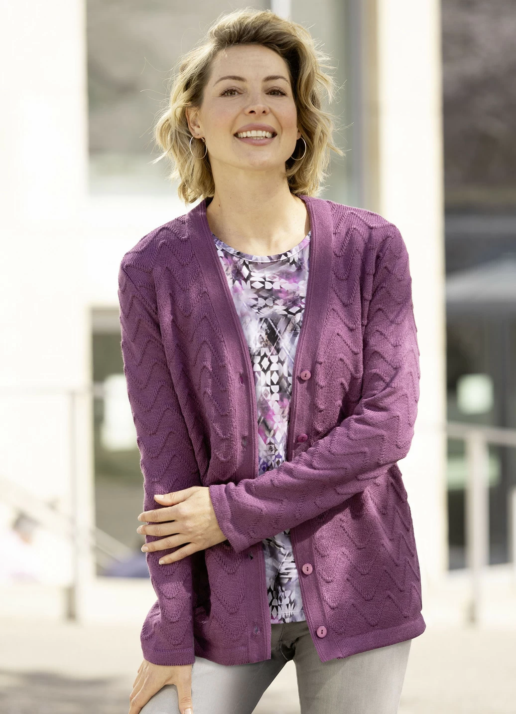 Strickjacke mit dekorativer Struktur