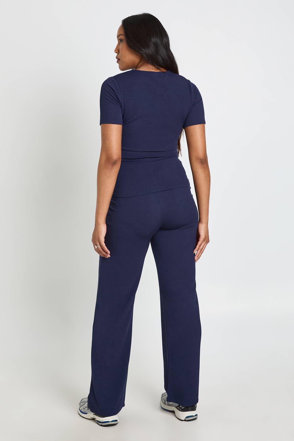 boohoo Cardigan Boutonné Et Pantalon Large En Maille Douce De Maternité