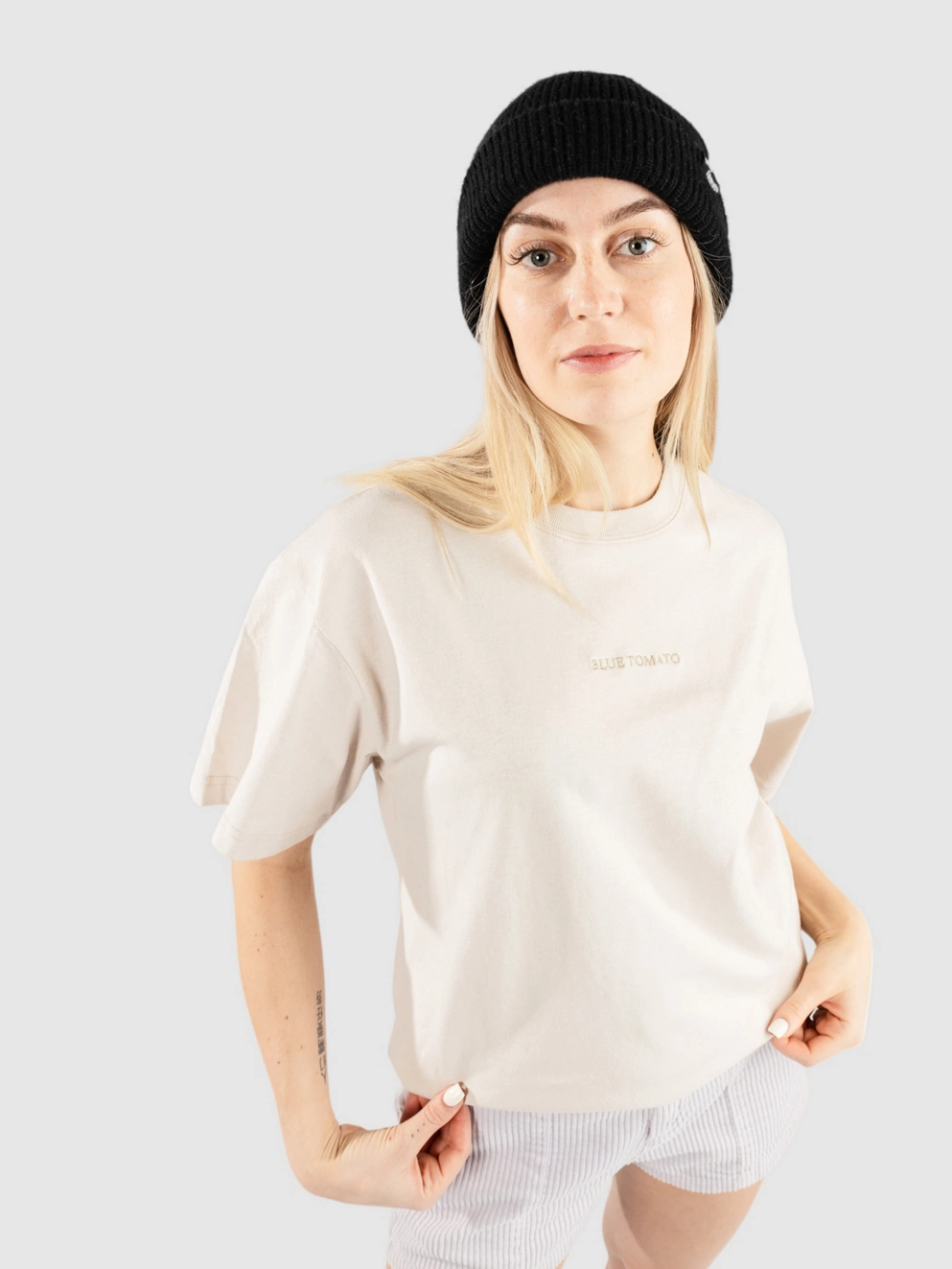 Blue Tomato Minimal Boyfriend T-Shirt warm gray