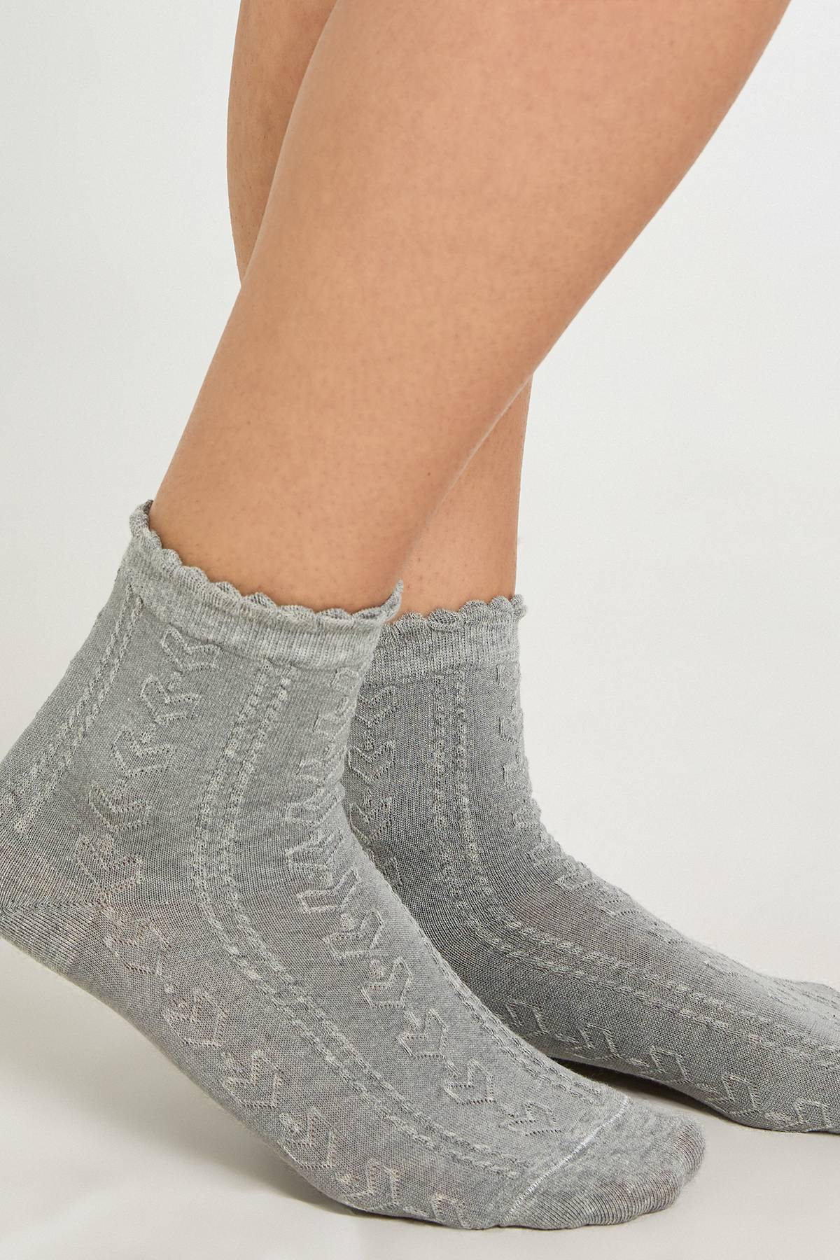 boohoo Chaussettes Tricotées Ajourées À Bord Festonné