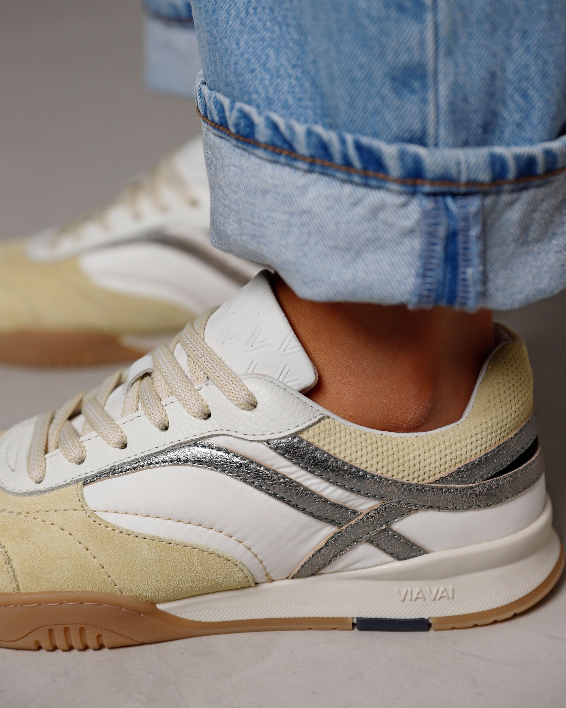 VIA VAI gele dames sneakers Kris Sky