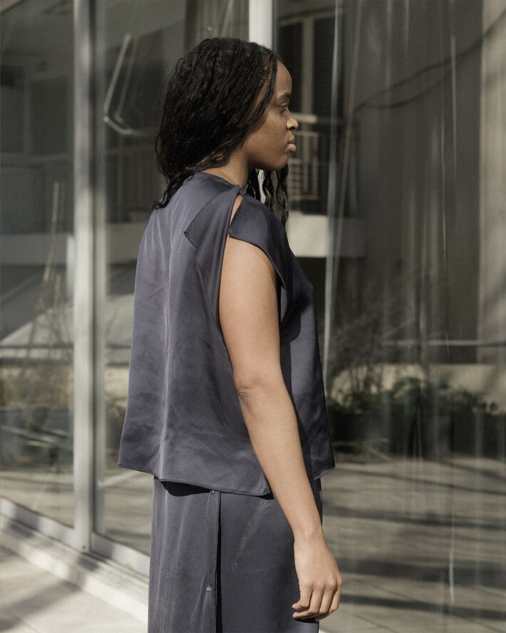 BASERANGE CLAVO TOP Blue black