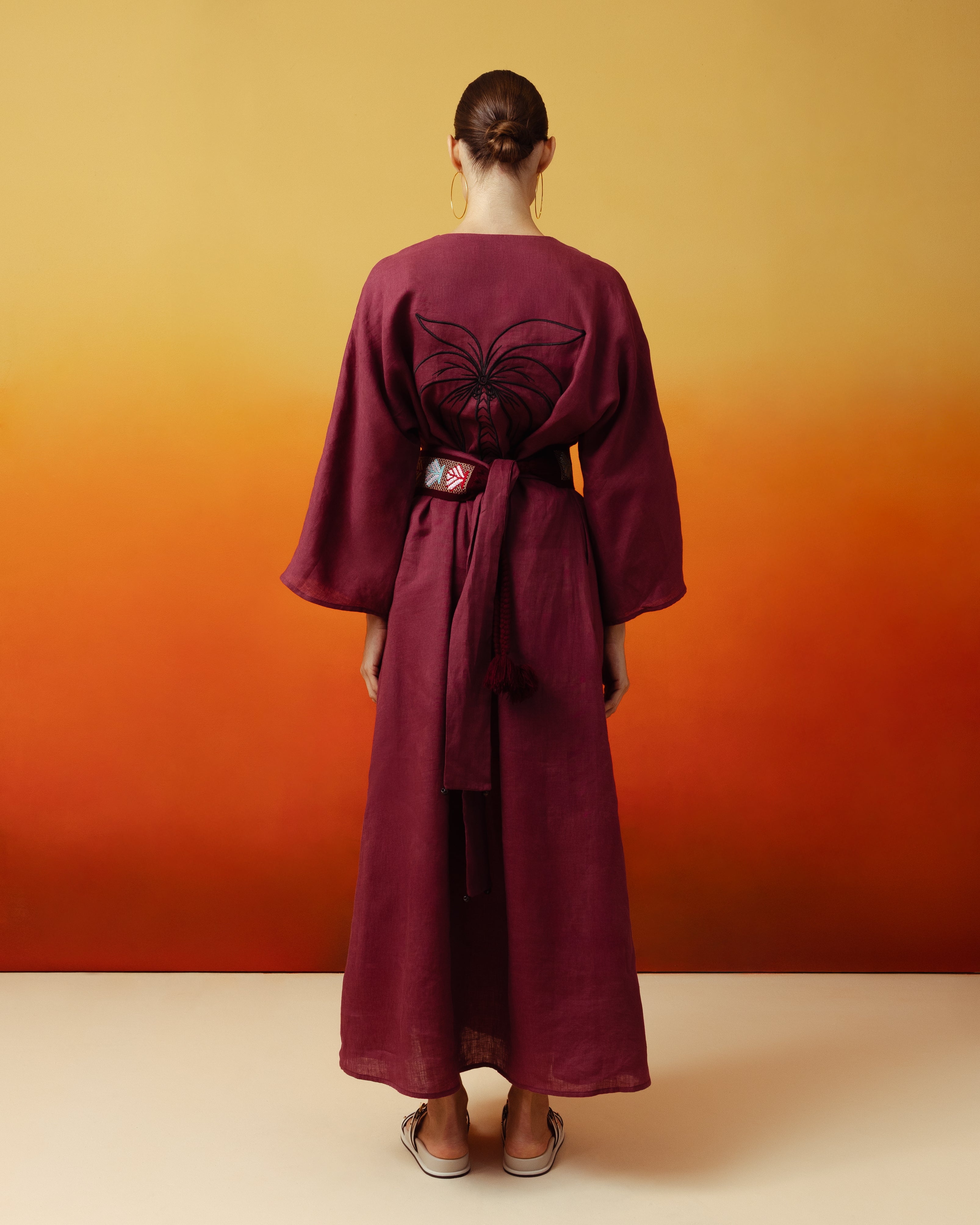 Maxi kaftan à broderies de palmiers