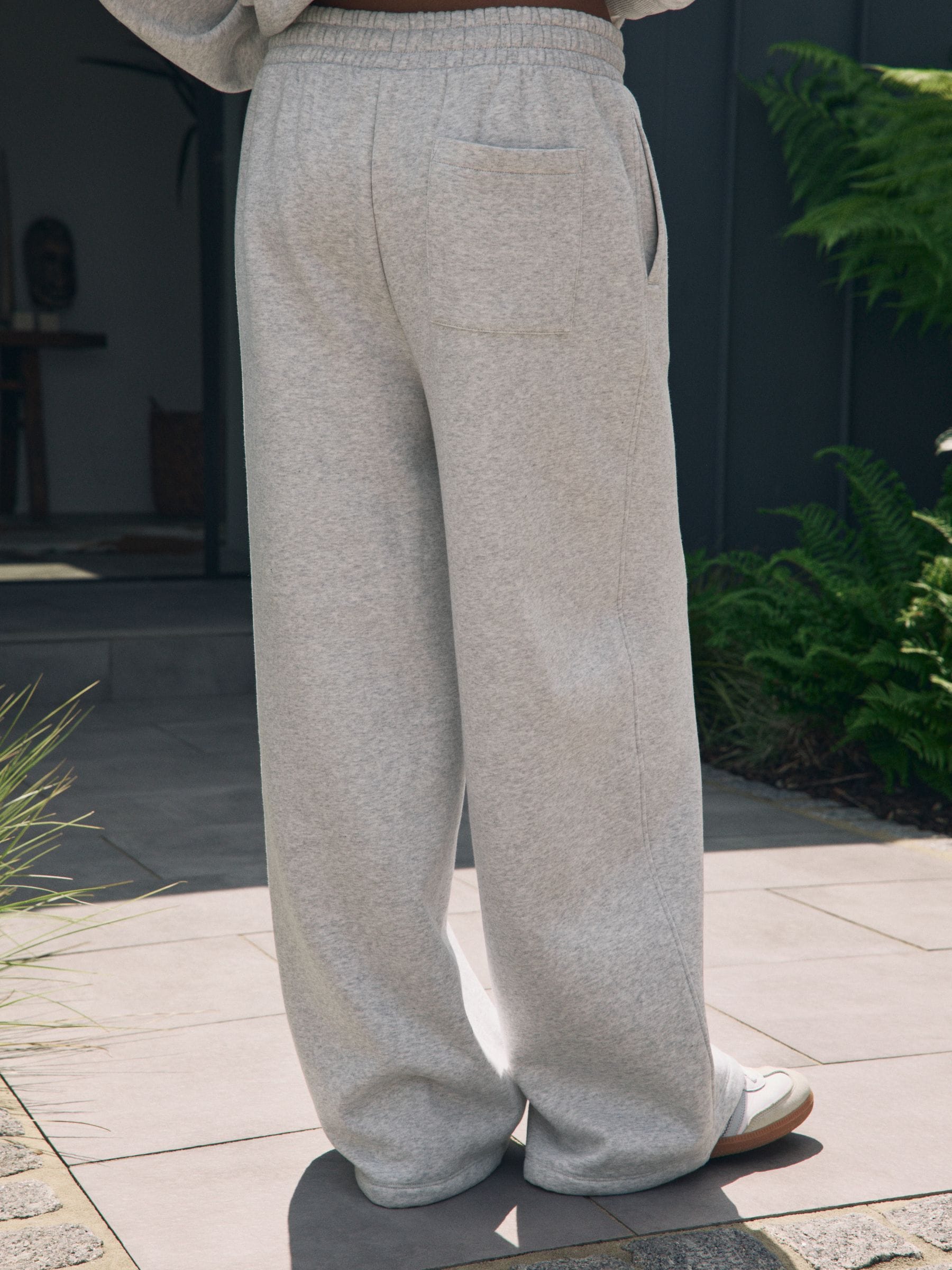 Grijs - self. joggingbroek met wijde pijpen