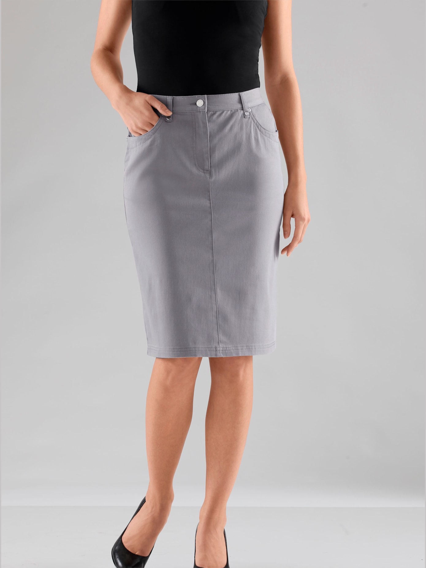 Jupe chic droite avec poches strass fantaisie