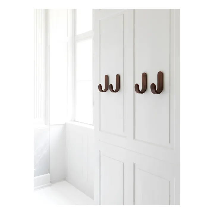 Normann Copenhagen Patère Curve | Noyer