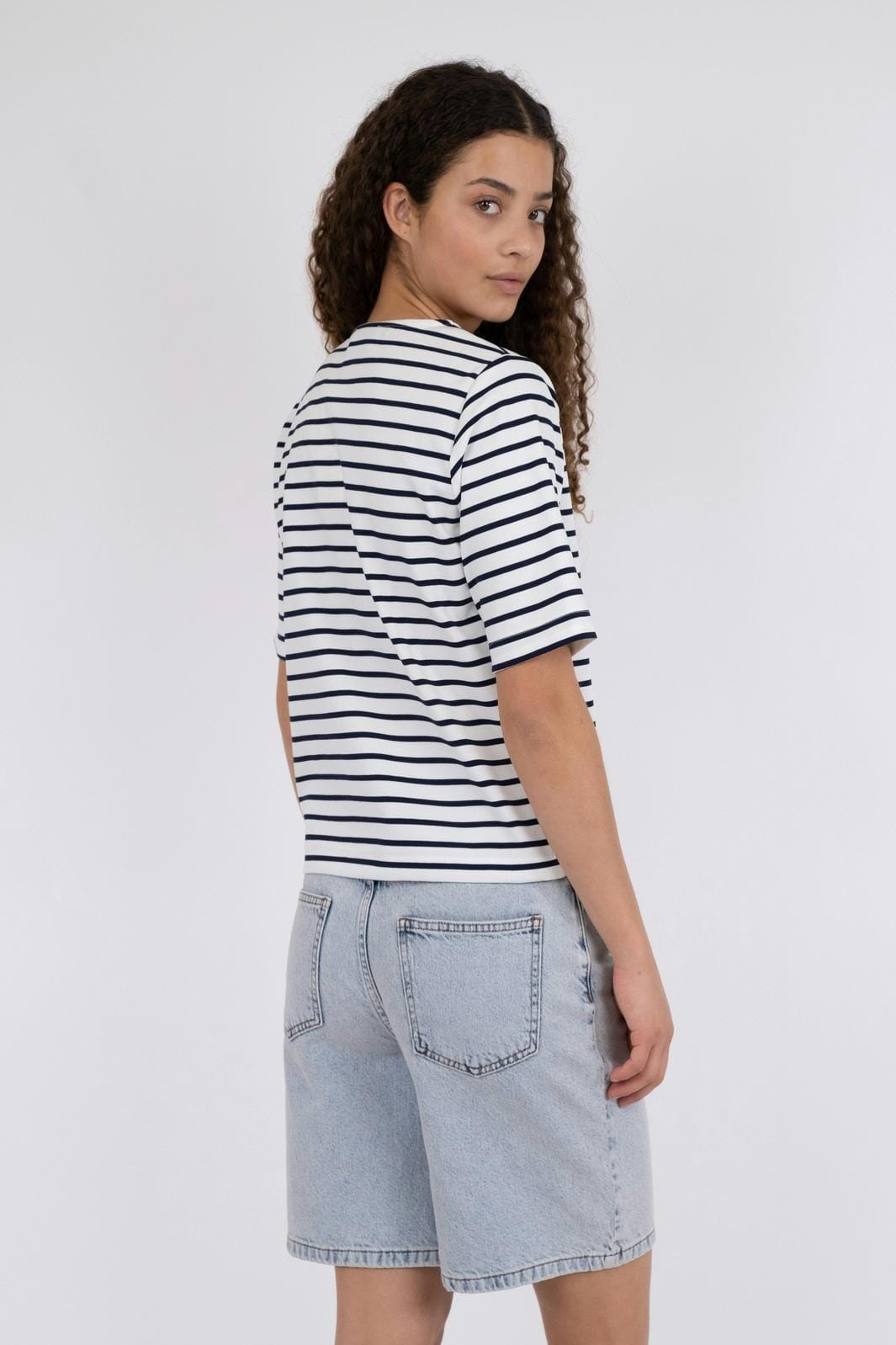 Neo Noir Soanie Stripe Tee navy