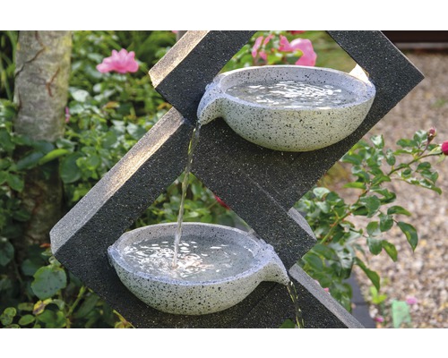 Tuinfontein met LED's en 4 schalen, 41,5 x 20,5 x 100,5 cm, kunststeen grijs, inclusief slang en pomp.