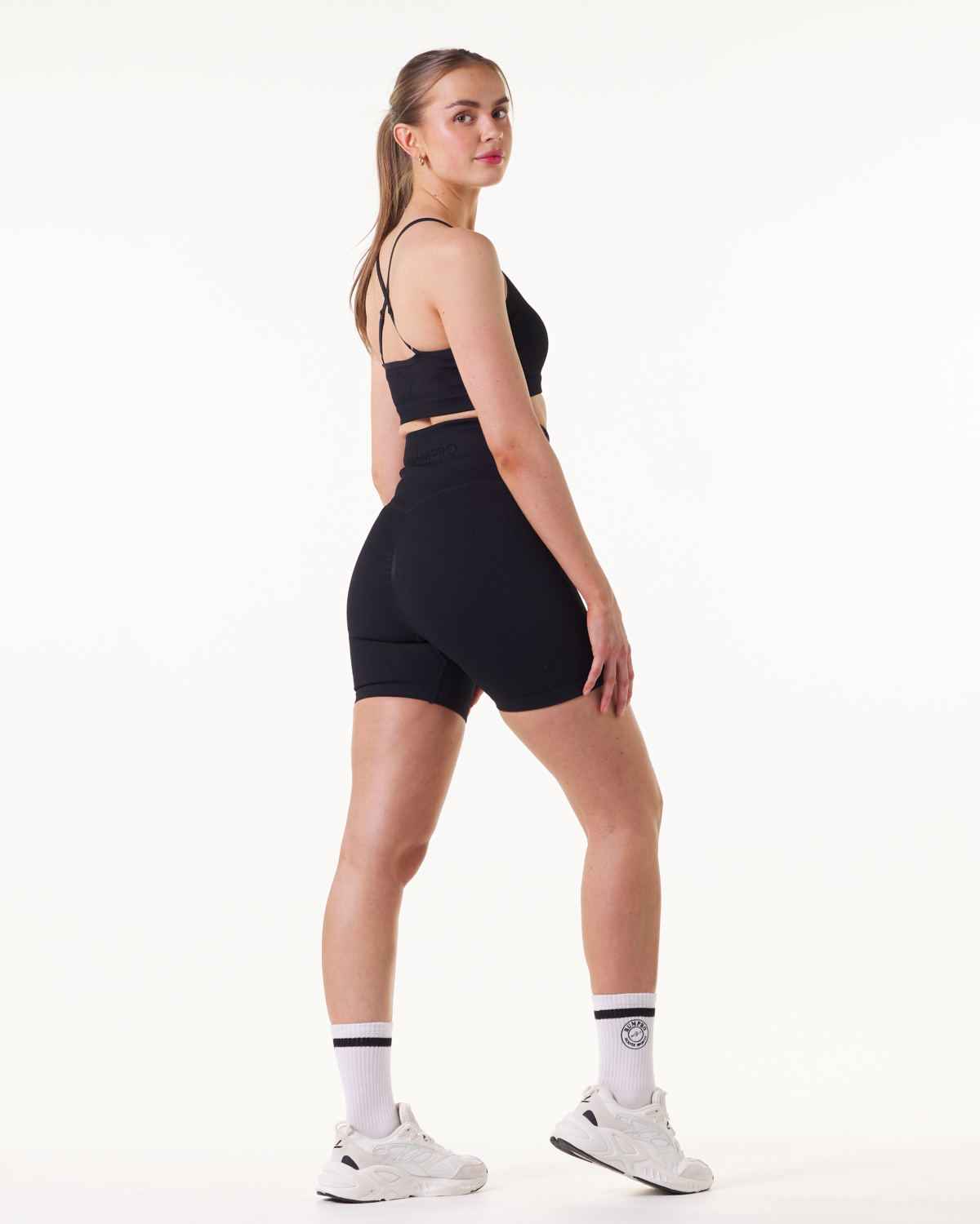 PERFECT RIB SET - Bra + Scrunchie Shorts 5\