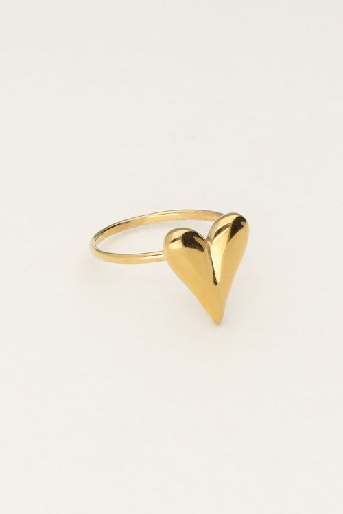 Minimalistische ring met statement hartje