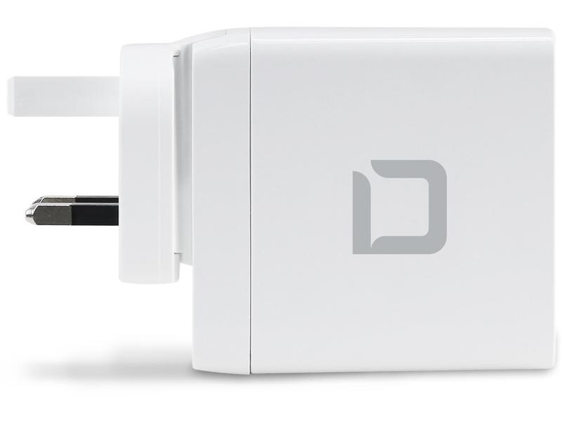 DICOTA Netzteil Universal Travel NB Charger GaN PRO 100 W Universelles Reise-Ladegerät mit 2x USB-C und 1x USB-A Anschluss