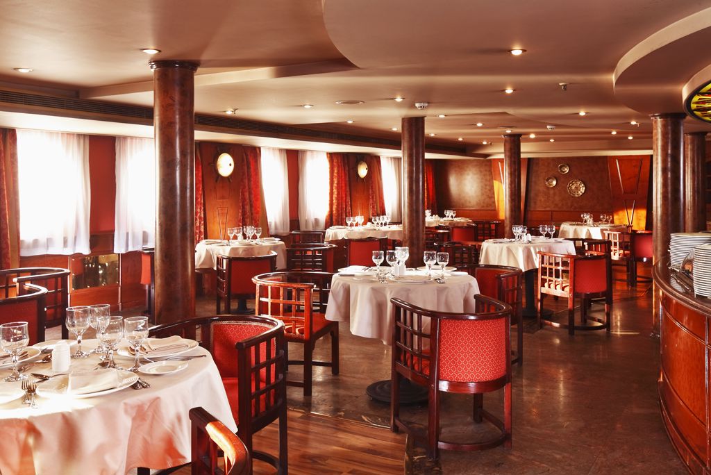Nijlcruise 5* & Titanic Beach & Aqua Park 5* Zie beschrijving