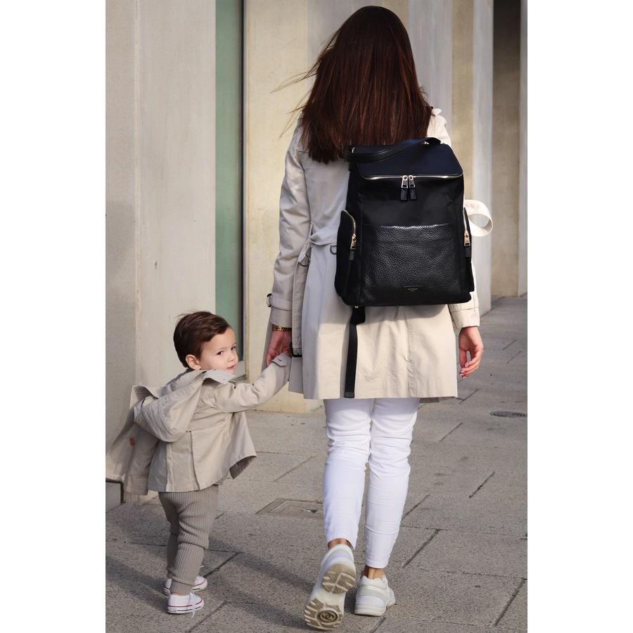 storksak Wickelrucksack Alyssa Black-Gold