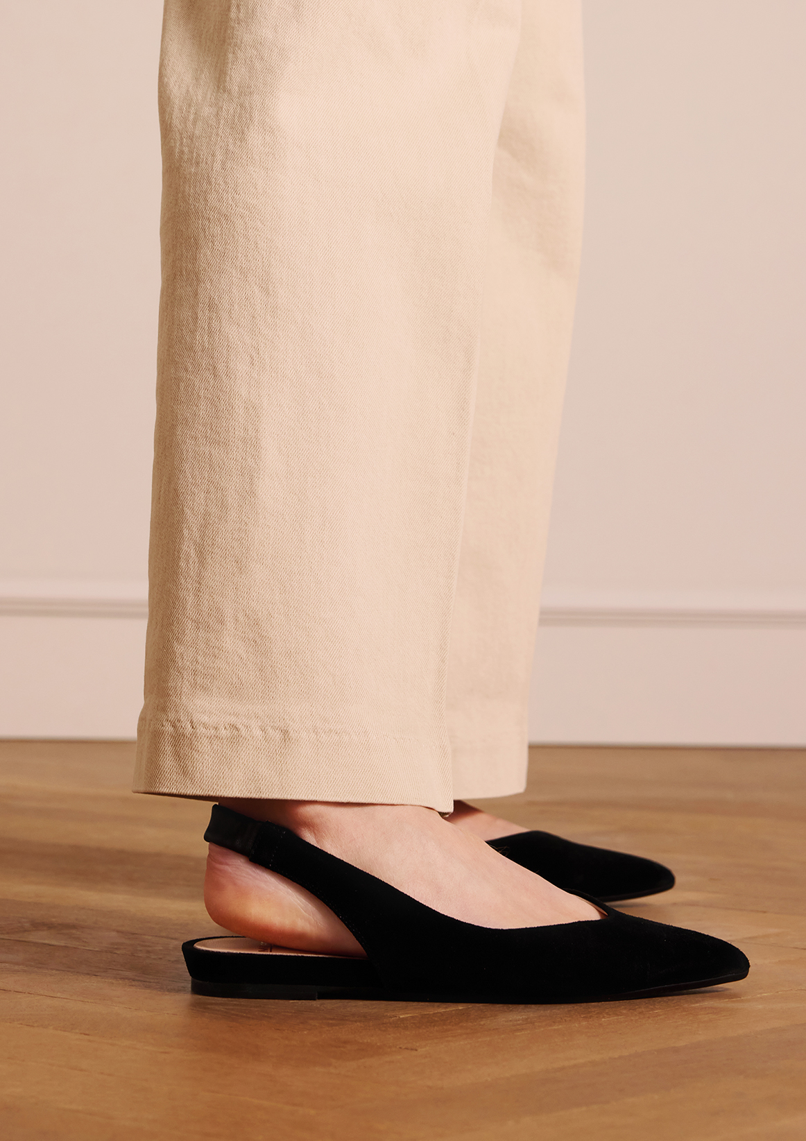 Zwarte suède slingbacks
