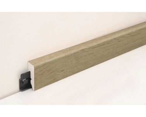 SKANDOR plint PVC KU048L Eiken crème FOEI866 15 x 38,5 x 2400 mm