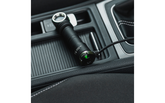Armytek Wizard C2 Pro Magnet USB Multifunktionstaschenlampe mit Anzeige von Temperatur / Ladezustand / Status