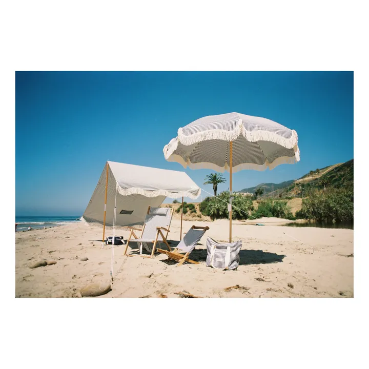 Business & Pleasure Co. Chaise pliable | Bleu marine