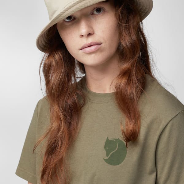 T-shirt randonnée FJALLRAVEN FOX BOXY LOGO TEE W GREEN