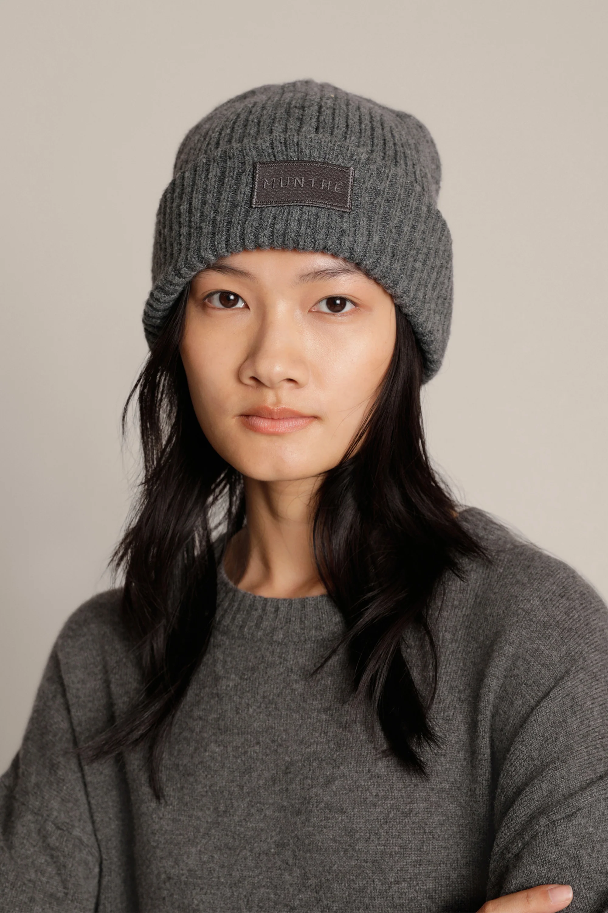 MUNTHE  Ikaner hue - Charcoal