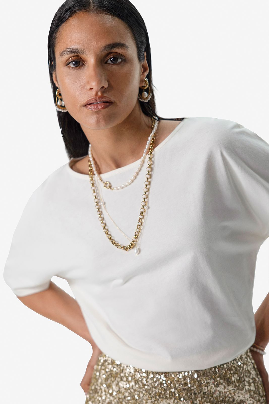 Wit T-shirt met knoopdetail