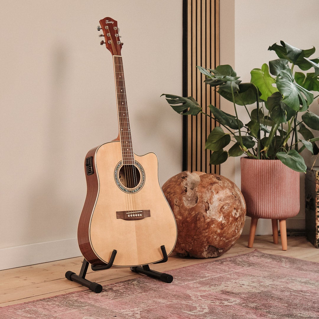 Innox IGS 02 MKII gitaarstatief voor akoestische gitaar