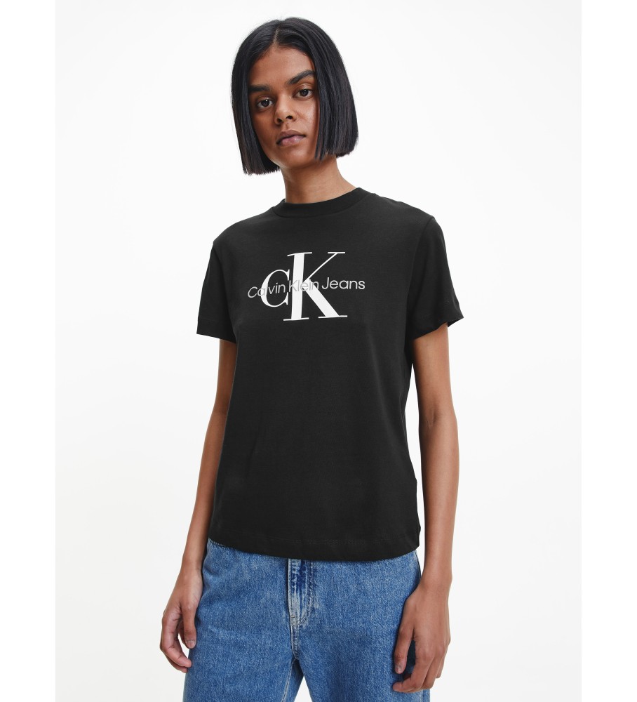 Camiseta preta com monograma da Calvin Klein Jeans