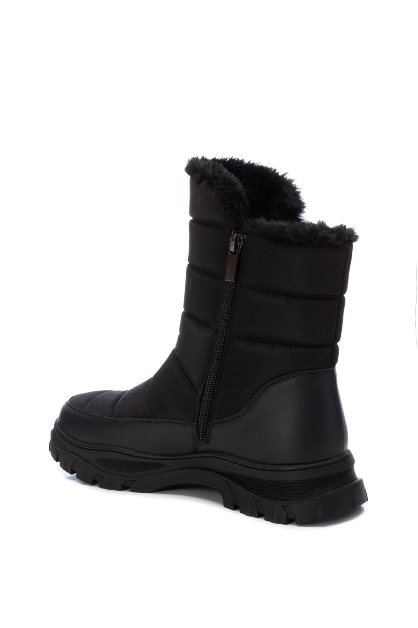 Botas de cano curto femininas em tecido