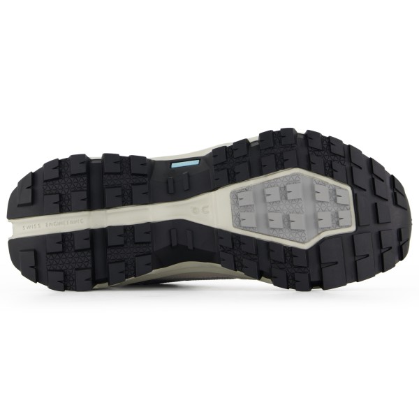 On - Women's Cloudrock Mid WP - Chaussures de randonnée