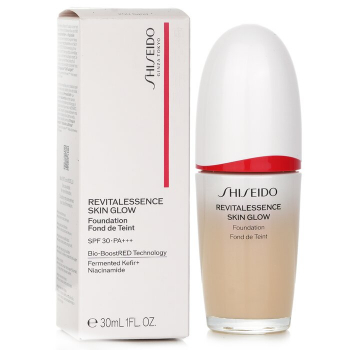 Shiseido Revitalessence Skin Glow Foundation SPF 30