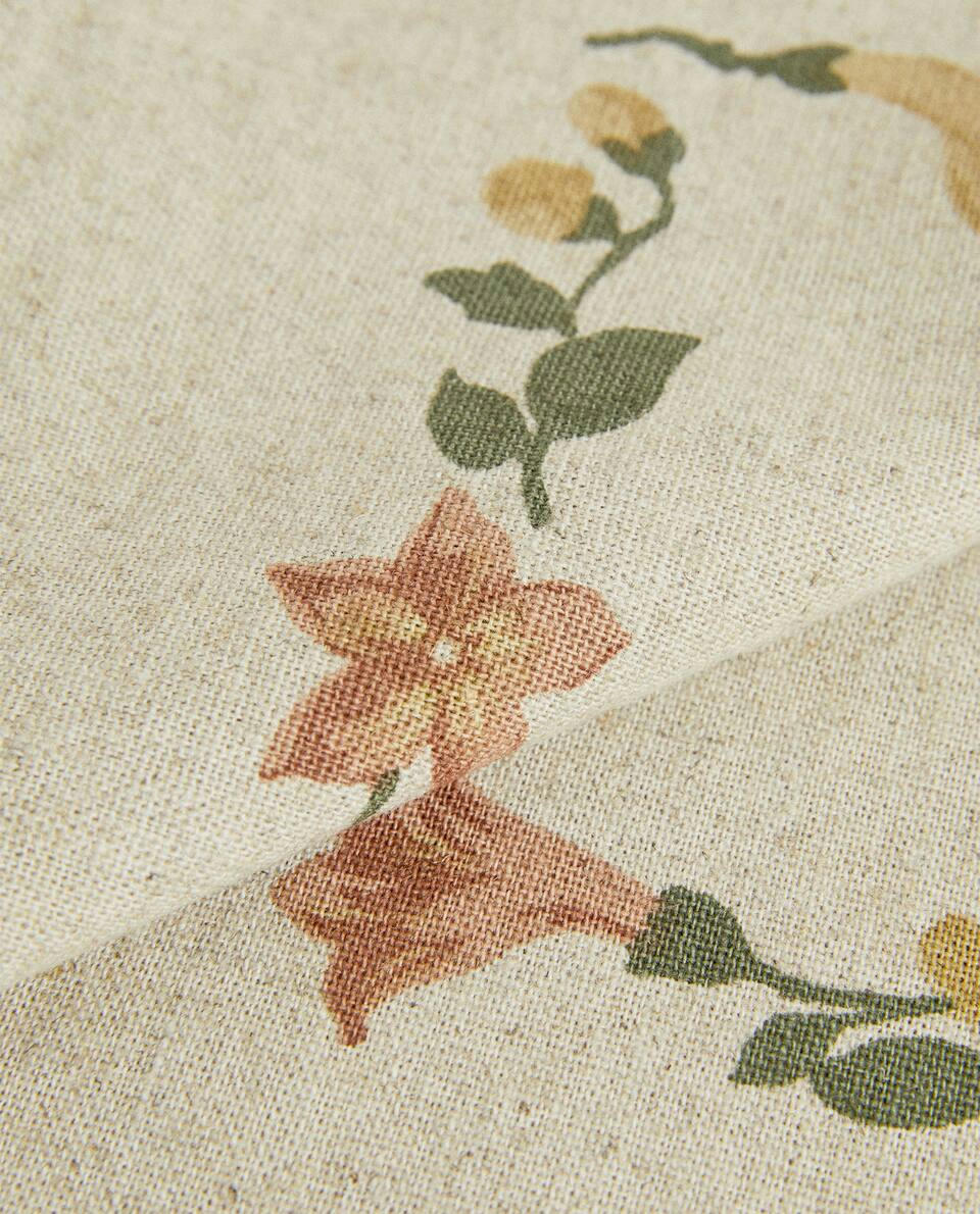 PACOTE DE GUARDANAPOS COM ESTAMPA FLORAL