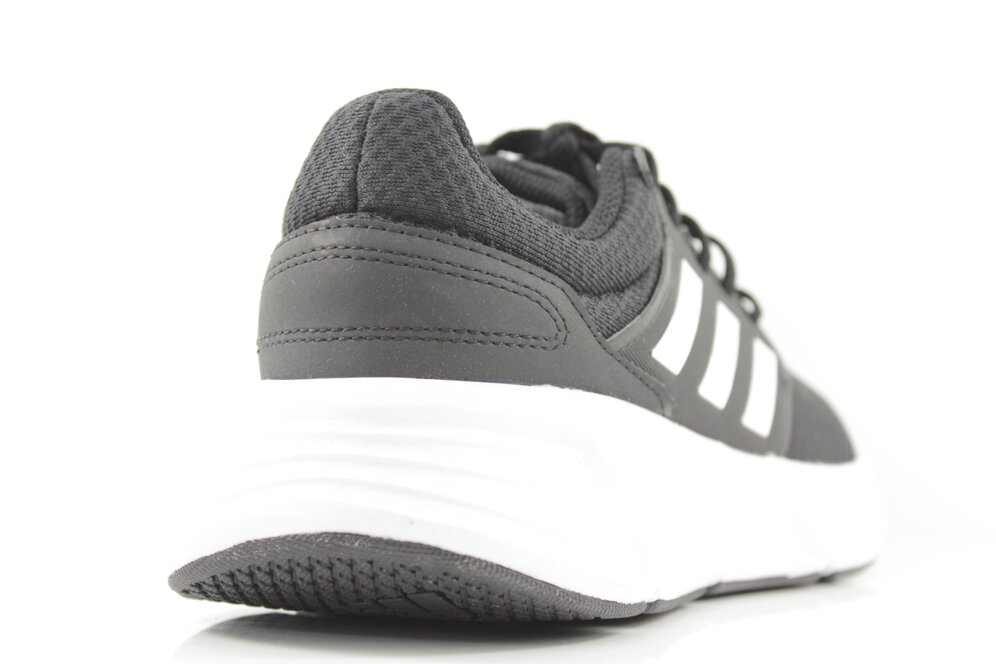 Adidas Sneaker