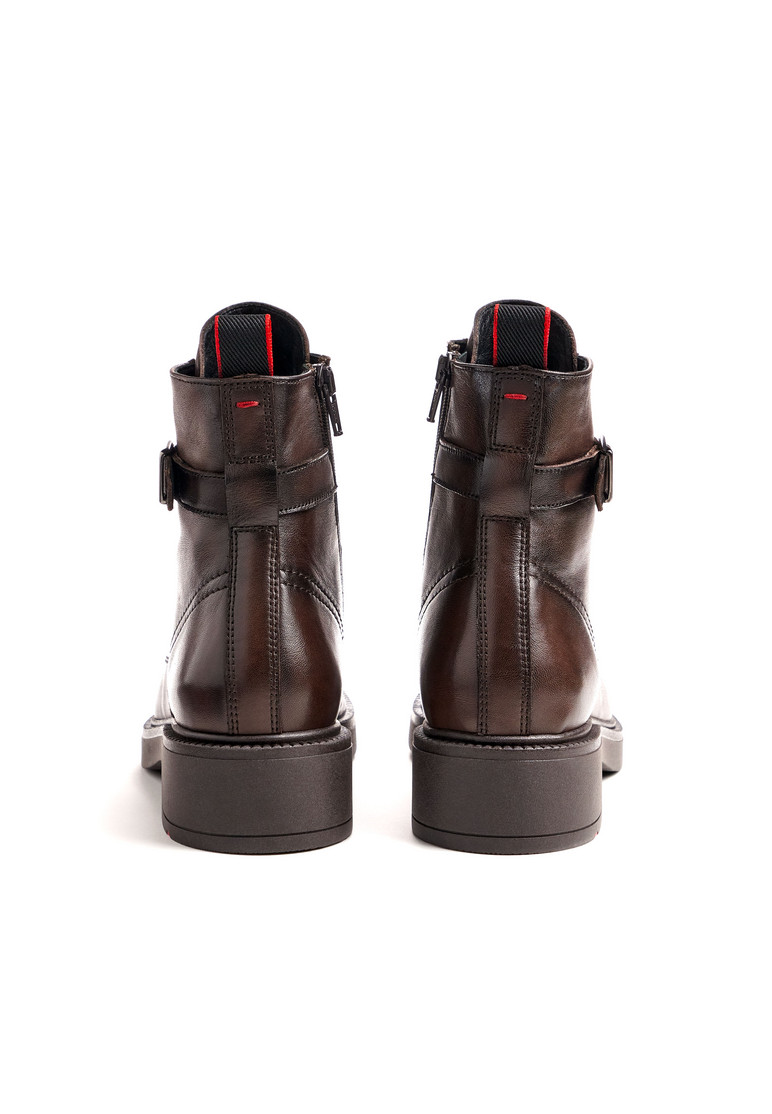 STIEFELETTE Braun