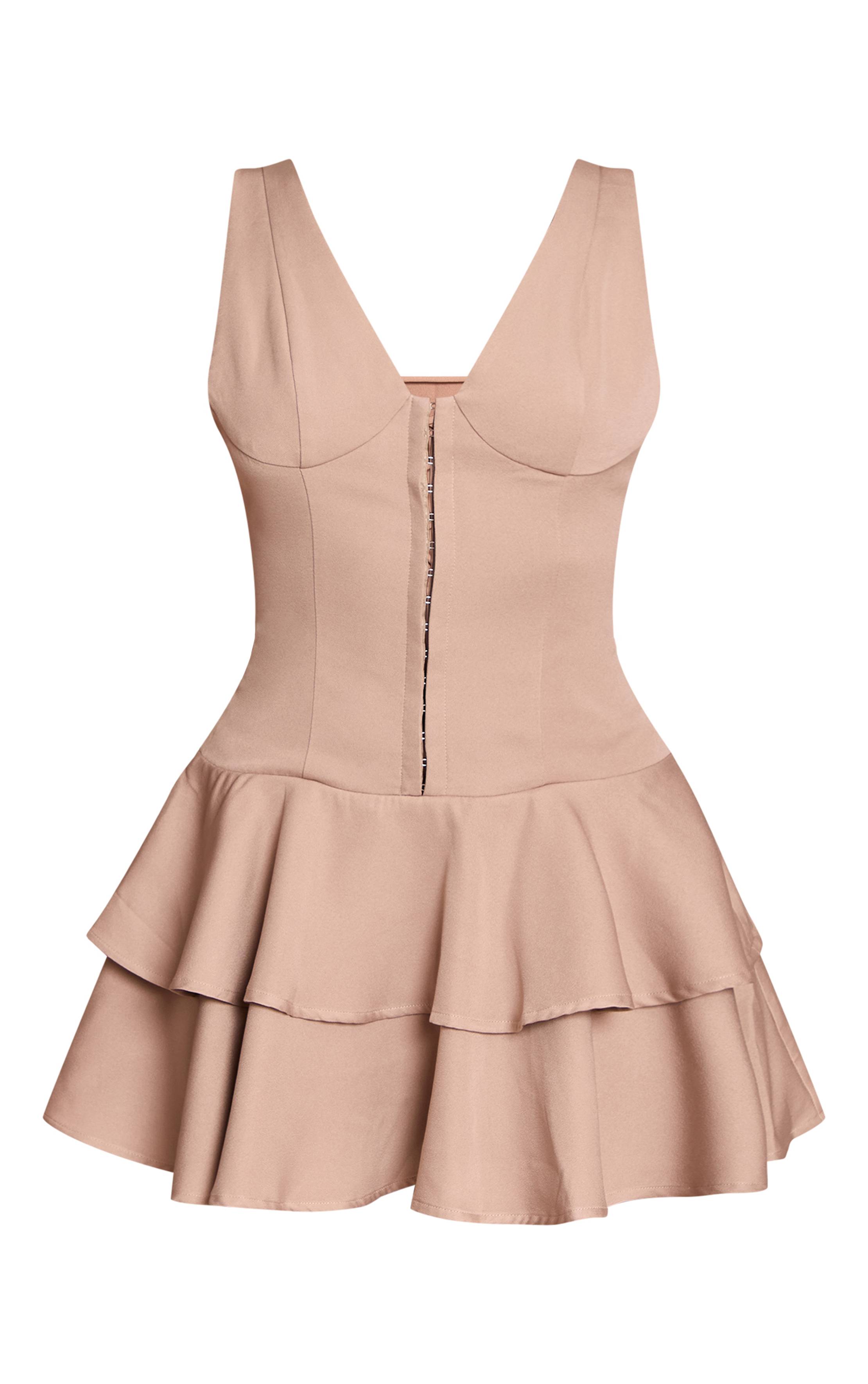 Champignon Robe Mini À Volants Avec Détail Corset Tissé