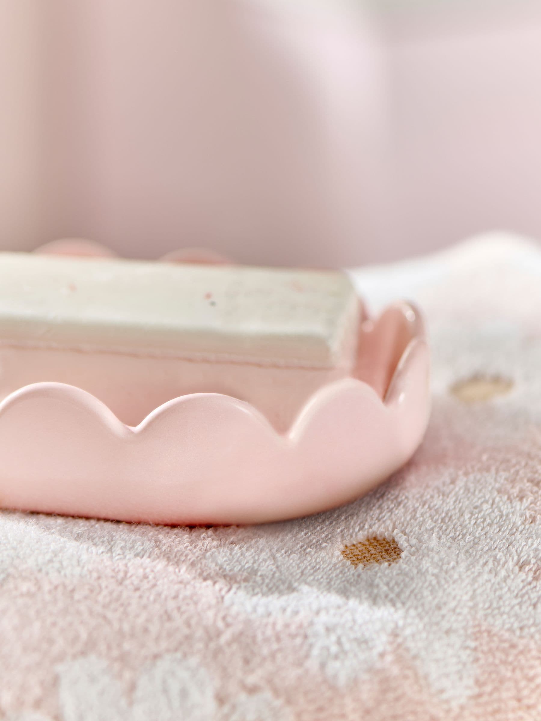 Scallop Soap Dish