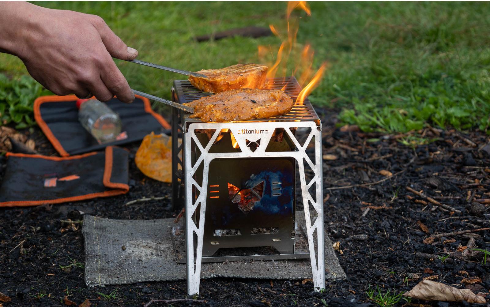 Klapprost zu Hobo Premium, TitanKlappbarer Grillrost für den Hobo Premium Campingkocher