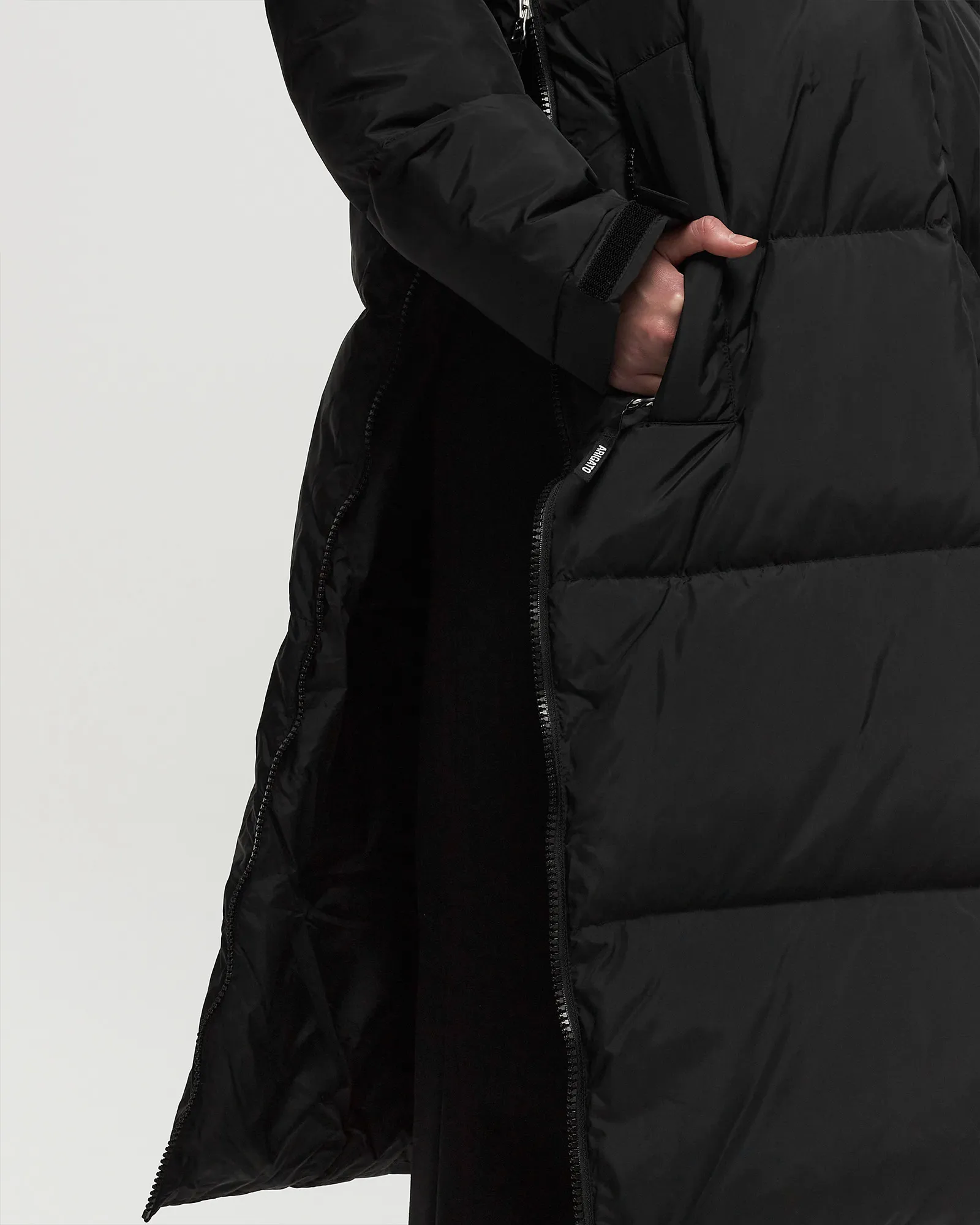 Axel Arigato Lumia Down Puffer Coat