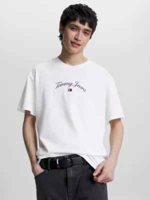 Camiseta com logo e modelagem relaxada