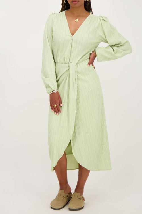 Groene crinkle midi jurk met overslag
