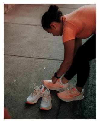 Chaussures Running Femme Kiprun KS900.2 Blanc/Corail