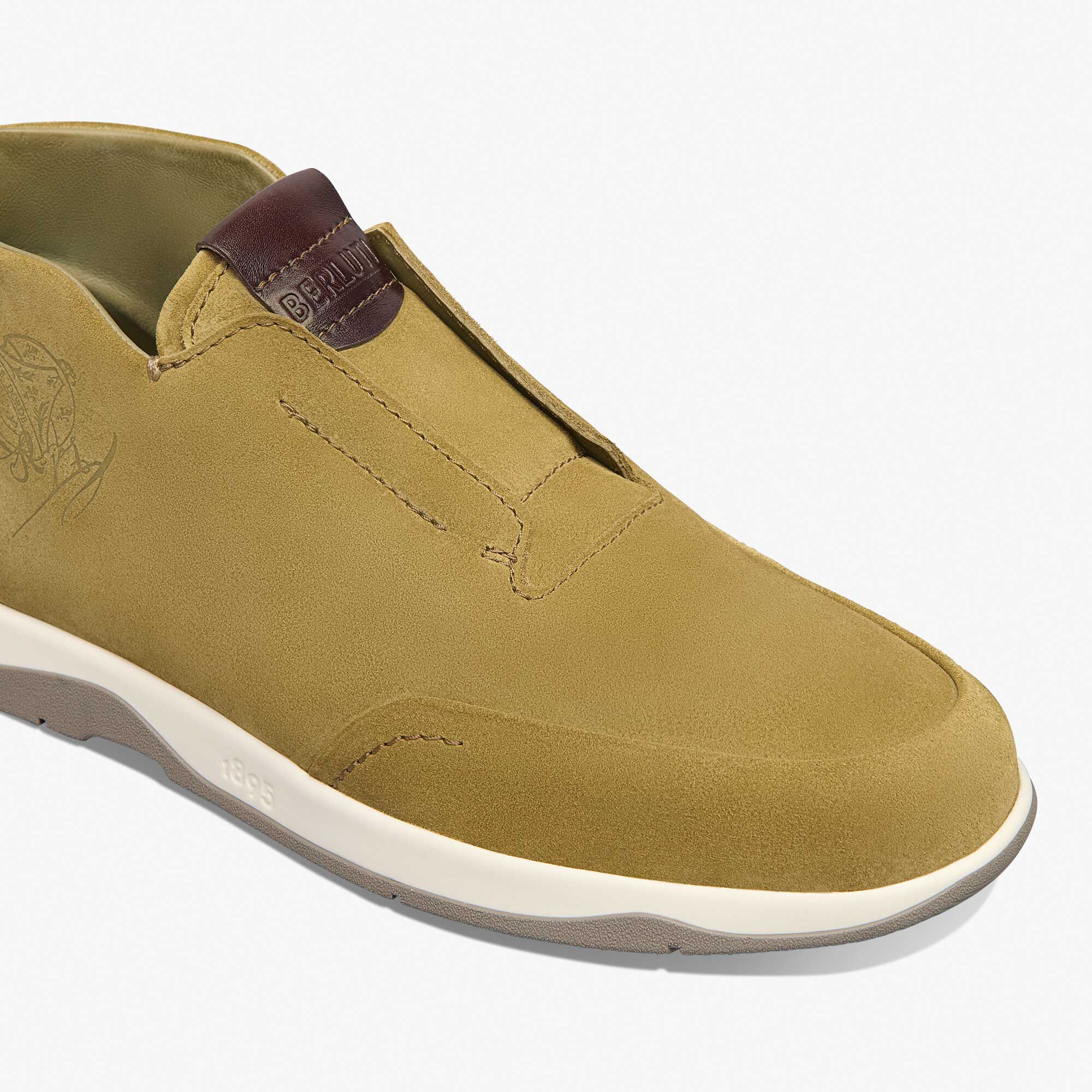 Slip On Échappee En Suède Scritto