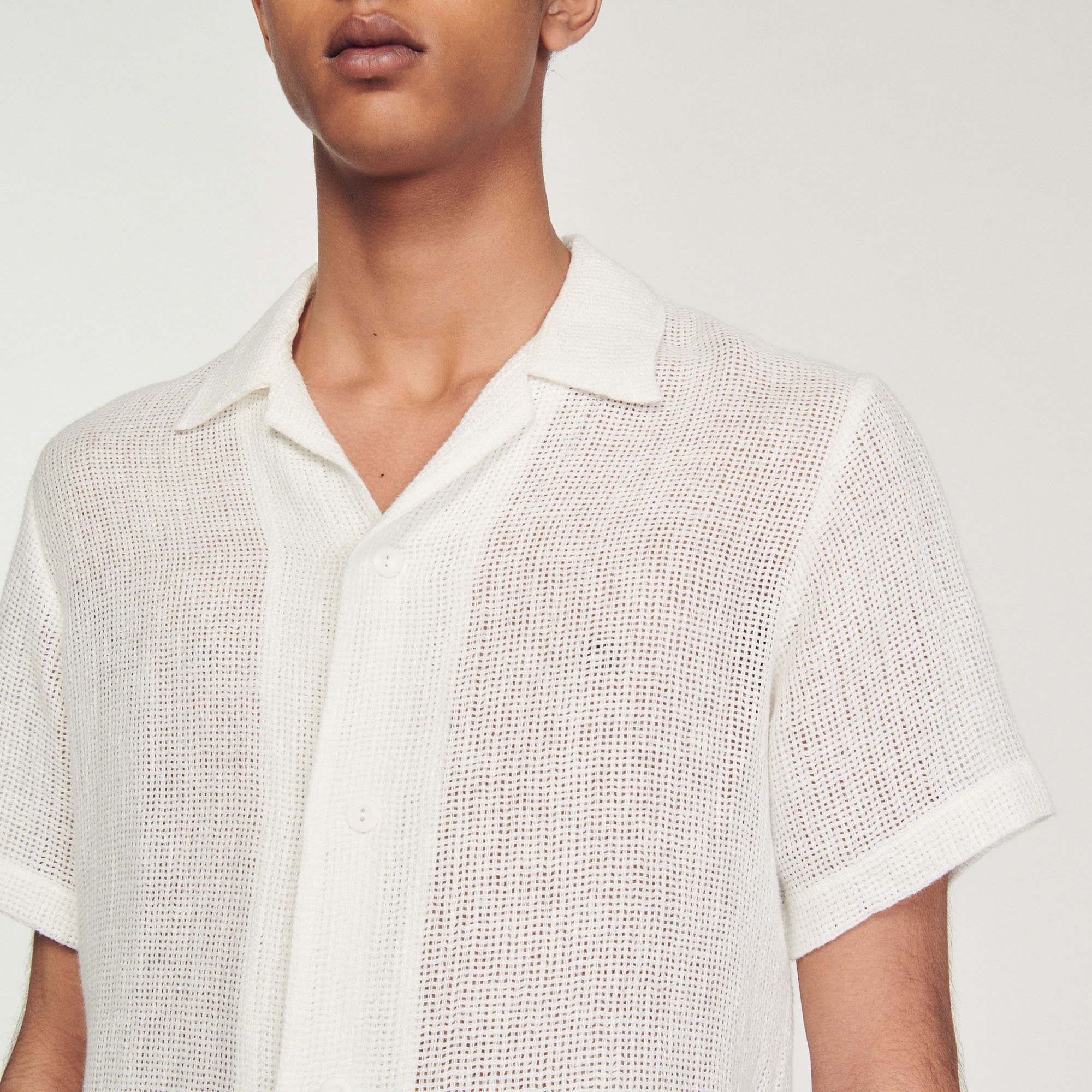 Chemise á manches courtes