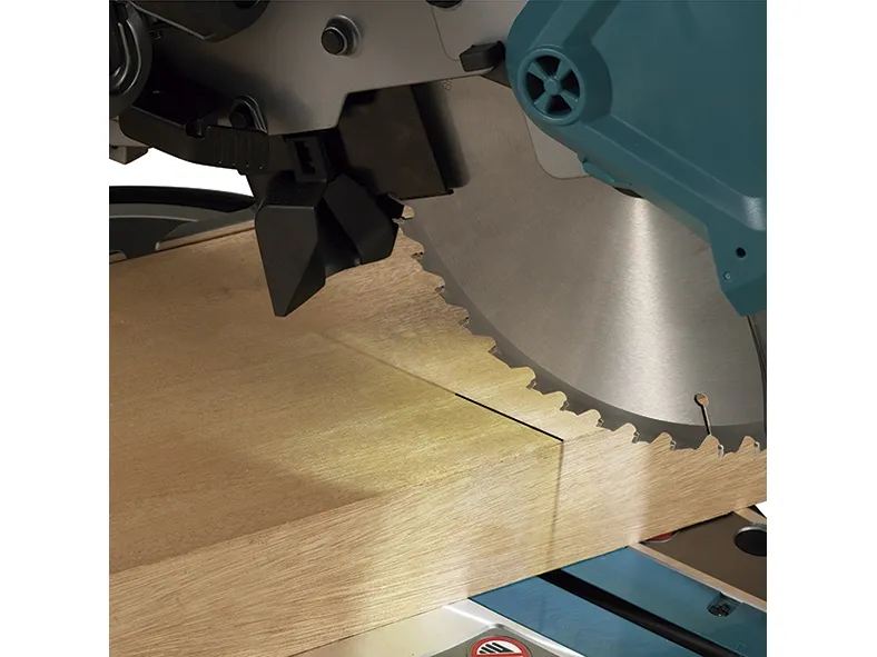 Makita LS004GZ01 - Skydekomponent-geringsav - ledningfri - 260 mm - intet batteri - 40 V - SOLO