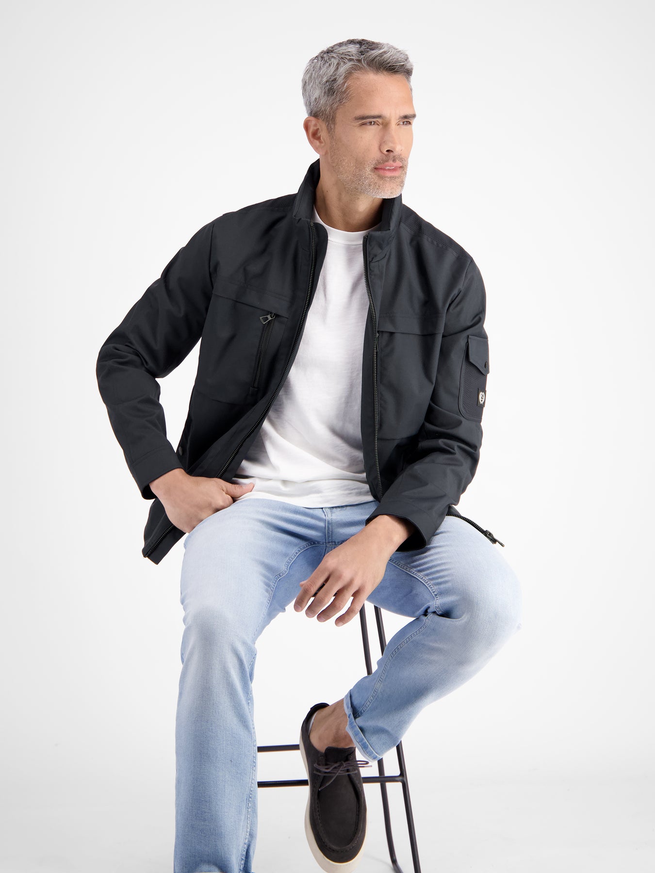 Outdoor-Funktionsjacke in Tech-Shellfabric, atmungsaktiv, wasser- und windabweisend