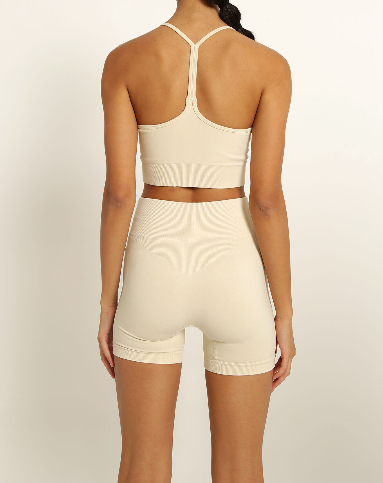 Onamaste Short Amelia crème