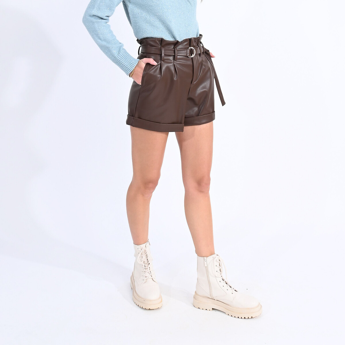 MOLLY BRACKEN<br>Shorts justos com cinto