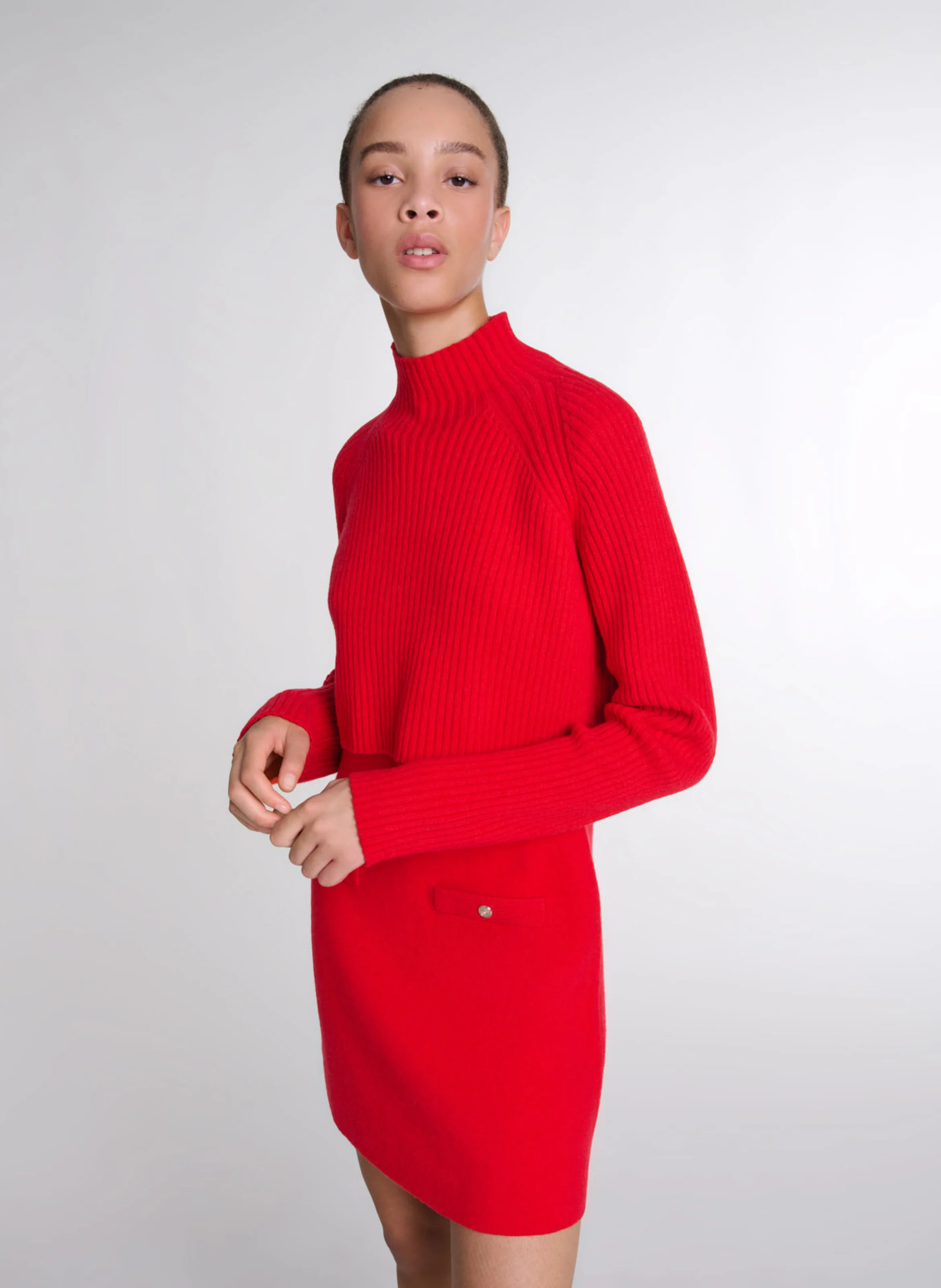 Robe courte à col montant | Rouge